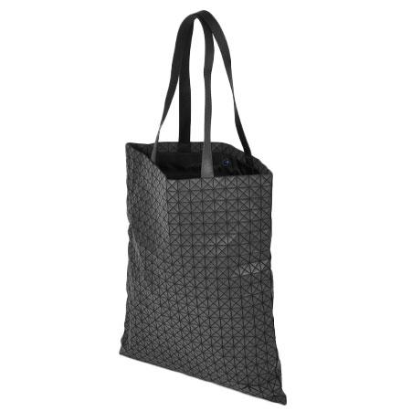BAOBAO ISSEY MIYAKE トートバッグ kuro クリスピー 黒 1008954_1.jpg?fitin=272:272