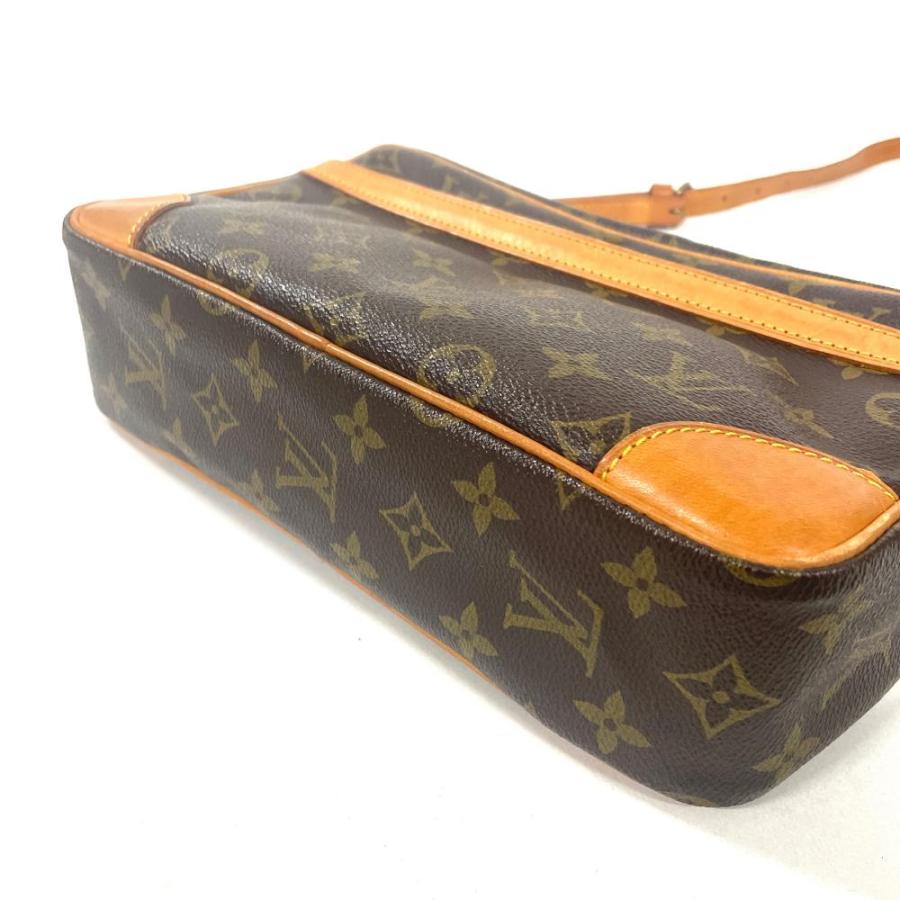 LOUIS VUITTON（ルイ・ヴィトン） トロカデロ27 ショルダーバッグ