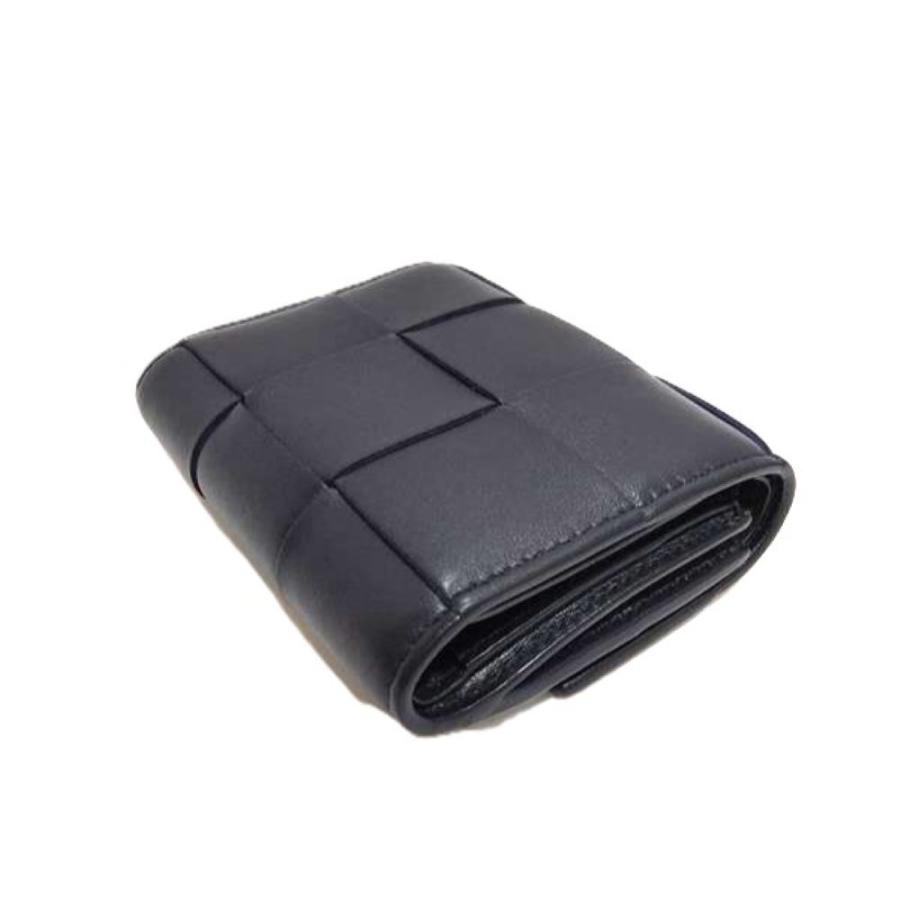 希少✨ボッテガヴェネタ 三つ折り財布 マキシ バイカラー レザー 黒 グレー 希少✨ボッテガヴェネタ 三つ折り財布 マキシ バイカラー レザ