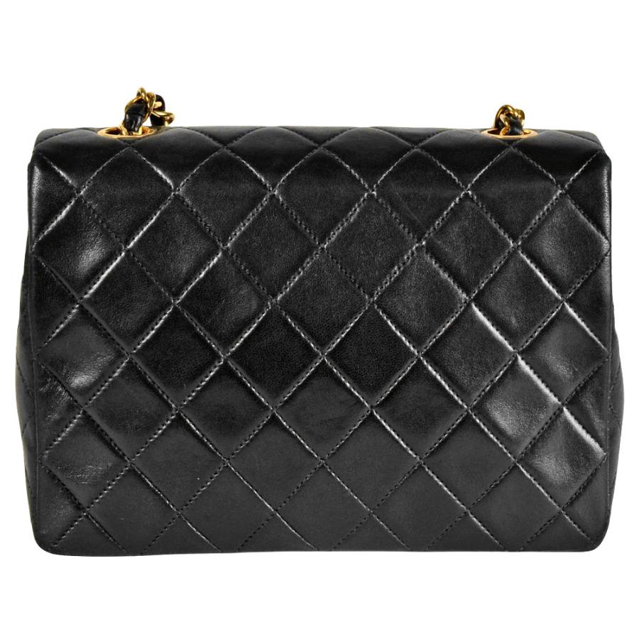 CHANEL(シャネル) ショルダーバッグ ミニマトラッセ A01163 黒 チェーンショルダー/ゴールド金具 ラムスキン CHANEL（シャネル） ミニマトラッセ 20 シングルフラップ チェーン