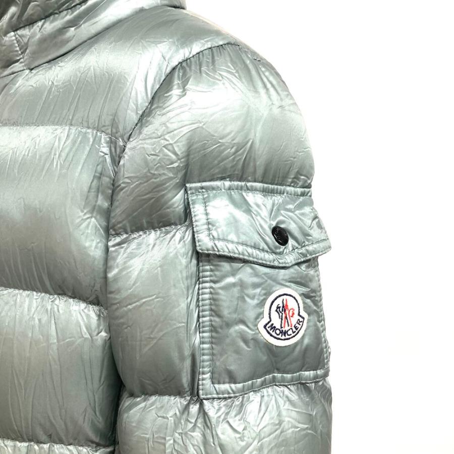 美品✨MONCLERモンクレール　BERRE ダウンジャケット　シルバー　M相当 MONCLER モンクレール BERRE ベール ダウンジャケット