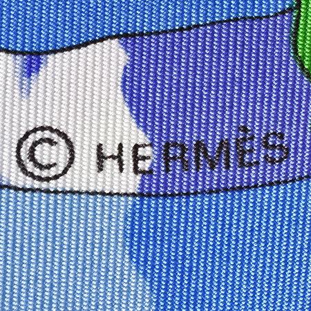 HERMES（エルメス） カレ90 シルクスカーフ 風の中の祈り PRIERES AU