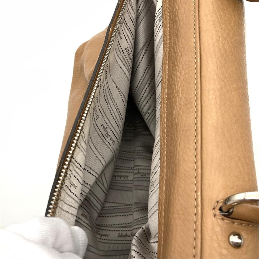 極美品【希少】フェラガモ スモールソフィア　ガンチーニ 2way バッグ フェラガモ Ferragamo スモール ソフィア ガンチーニ ハンドバッグ