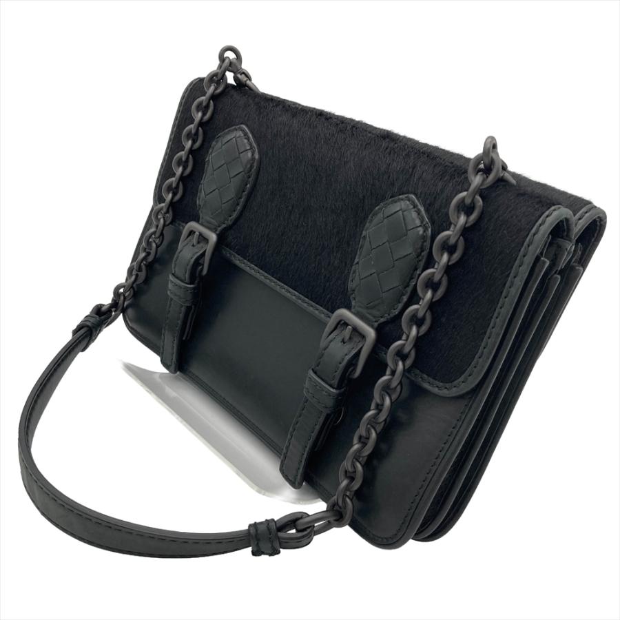 Bottega Veneta イントレチャート　ブラックショルダーバッグ ボッテガヴェネタ BOTTEGA VENETA イントレチャート ショルダーバッグ