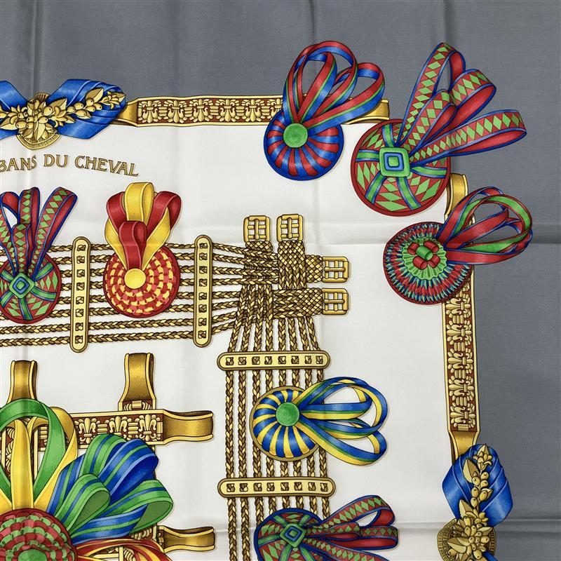 HERMES（エルメス） カレ90 LES RUBANS DU CHEVAL 馬のリボン飾り