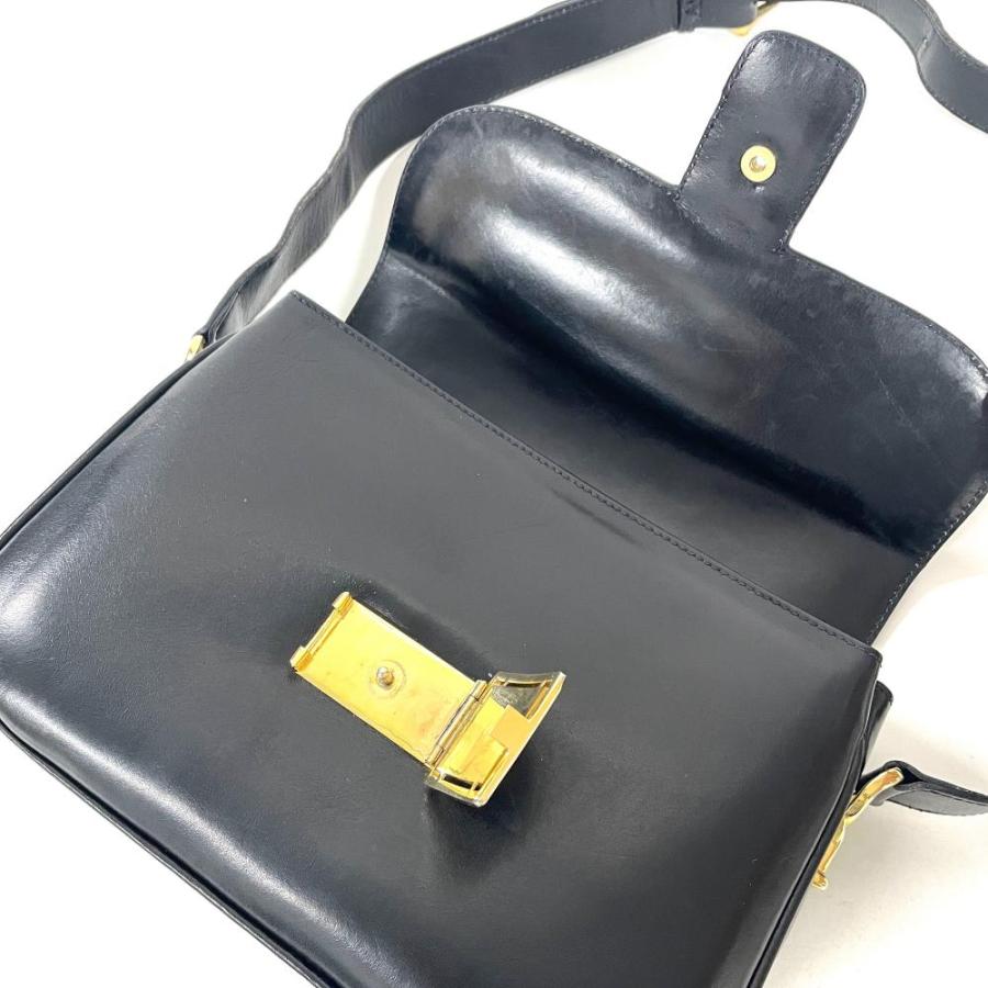 CELINE（セリーヌ） 馬車金具 ショルダーバッグ レザー ブラック