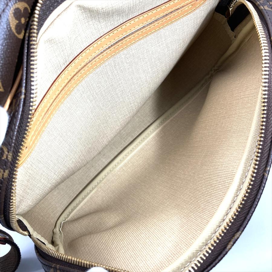LOUIS VUITTON（ルイ・ヴィトン） リポーターPM ショルダーバッグ