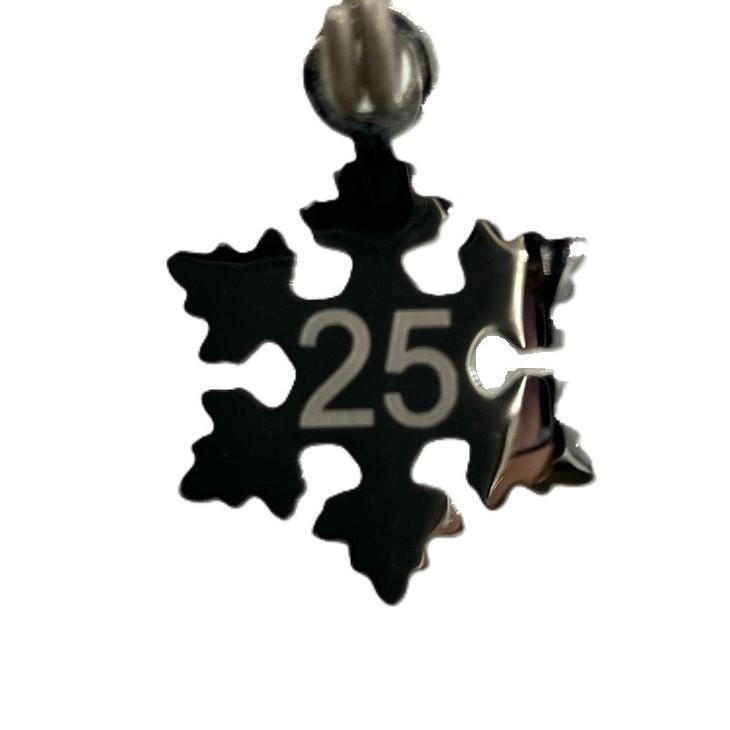 2016年限定！クリスマス25周年オーナメント　スワロフスキー　入手困難　雪 2016年限定！クリスマス25周年オーナメント スワロフスキー 入手