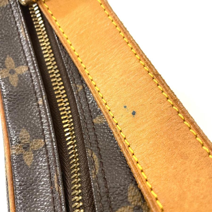 LOUIS VUITTON（ルイ・ヴィトン） クロワッサンMM ショルダーバッグ 