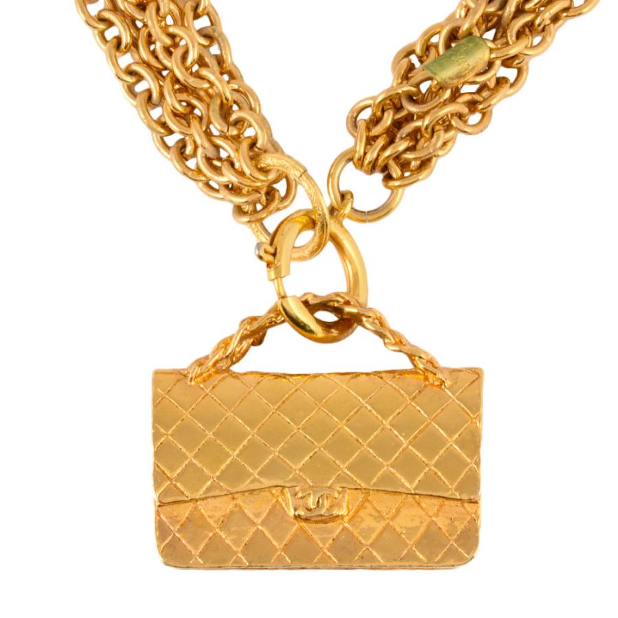 CHANEL シャネル バッグ マトラッセ モチーフ ペンダント CHANEL シャネル バッグ マトラッセ モチーフ ペンダント