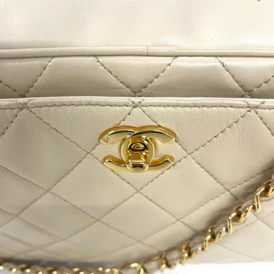 CHANEL（シャネル） マトラッセ チェーン ショルダーバッグ ラムスキン