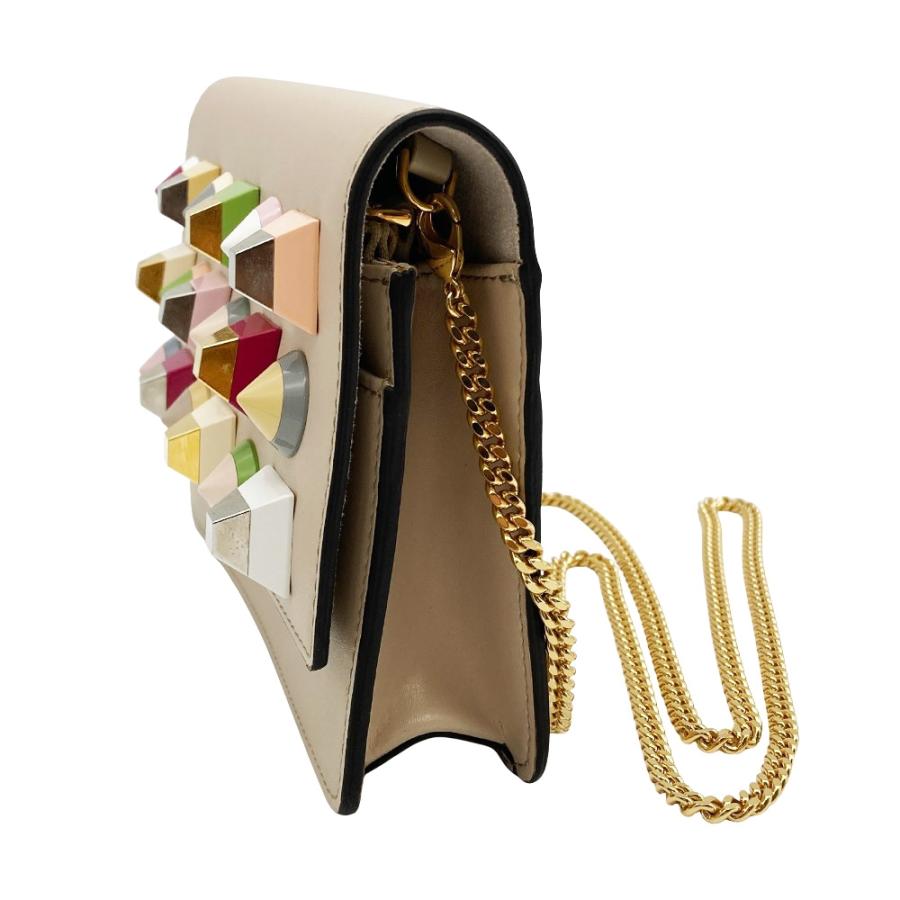 s56 フェンディ　レザー　マルチスタッズ　チェーンウォレット　ショルダーバッグ FENDI フェンディ マルチスタッズ チェーンウォレット ショルダー