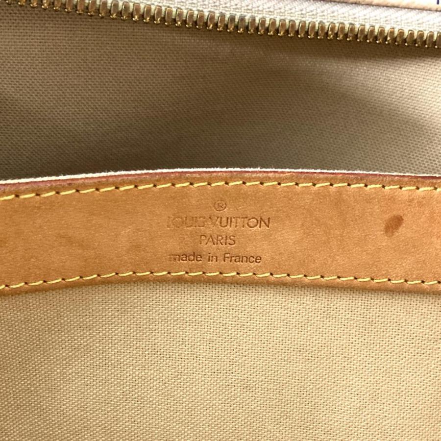 LOUIS VUITTON（ルイ・ヴィトン） ナヴィグリオ ショルダーバッグ