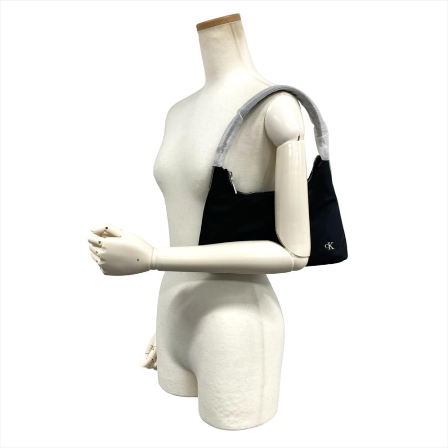 カルバンクライン Calvin Klein サテンナイロン スモール ショルダー 