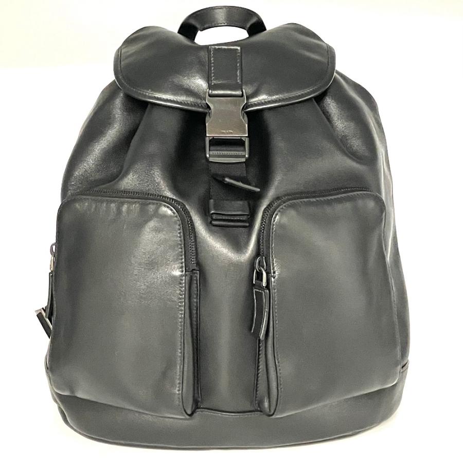 PRADA（プラダ） リュック デイパック バックパック レザー : ゴールド