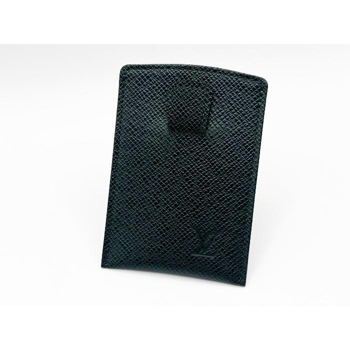 LOUIS VUITTON（ルイ・ヴィトン） タイガ エテュイ カルト 