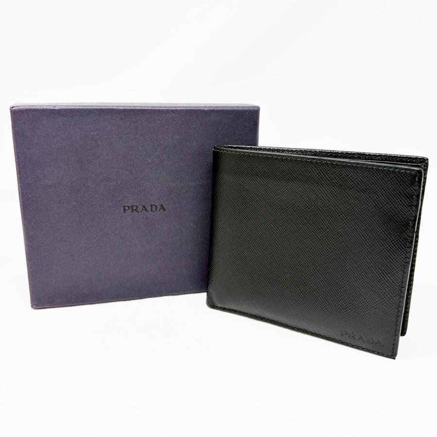 PRADA プラダ サフィアーノ 2つ折財布 2MO738 黒 ブラック PRADA（プラダ） サフィアーノ 2つ折財布 黒 ブラック M738 : ゴールド