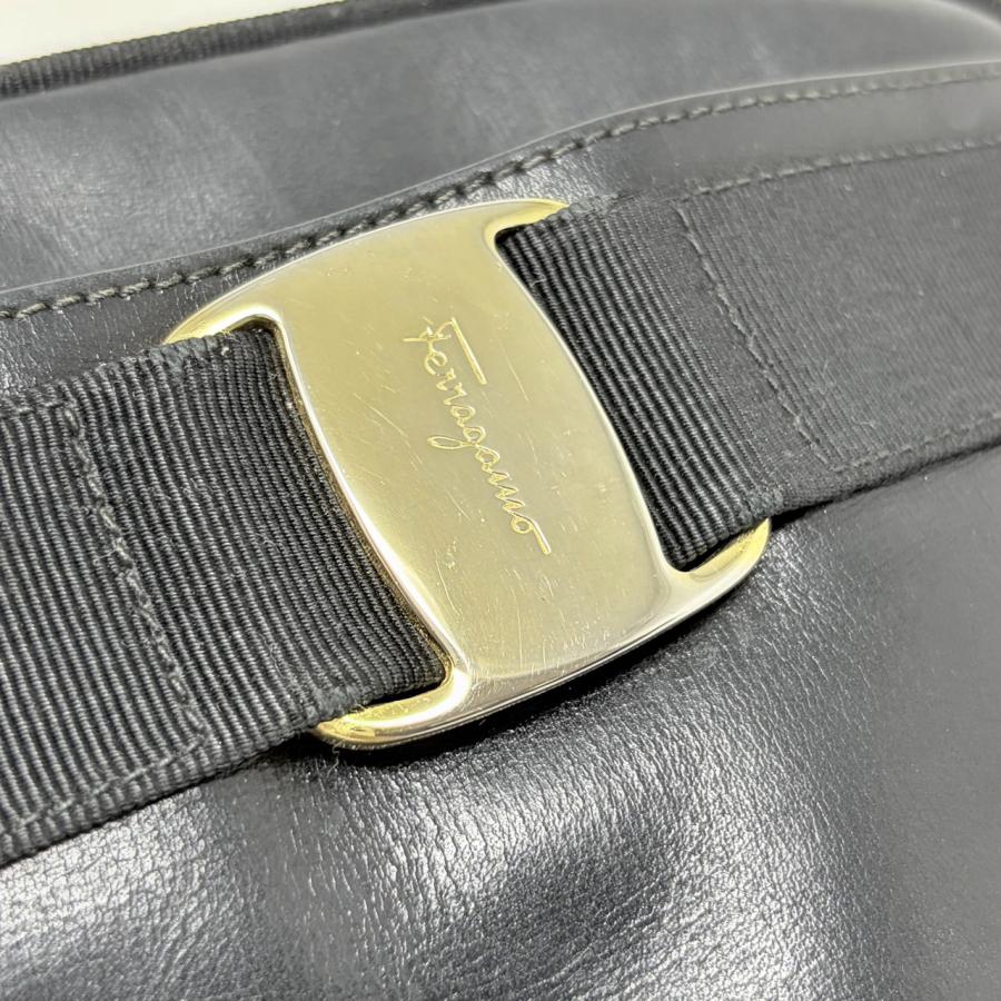 FERRAGAMO（フェラガモ） ショルダーバッグ : ゴールドラッシュStore
