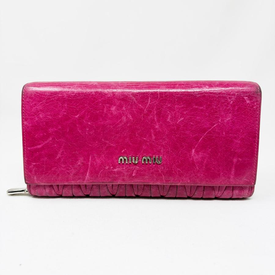 ミュウミュウ 長財布 マテラッセ 金ロゴ ピンク　カード入れ付 miu miu（ミュウミュウ） マテラッセ 長財布 ピンク : ゴールド