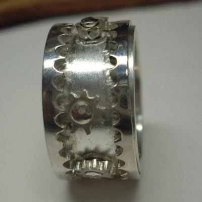シルバー ギア メカニカルリング 005 ギアリング : ゴールドスミス
