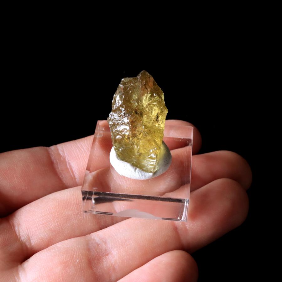 GOLD STONE グリーンアパタイト 原石 モロッコ産 宝石質 加工用 台付き