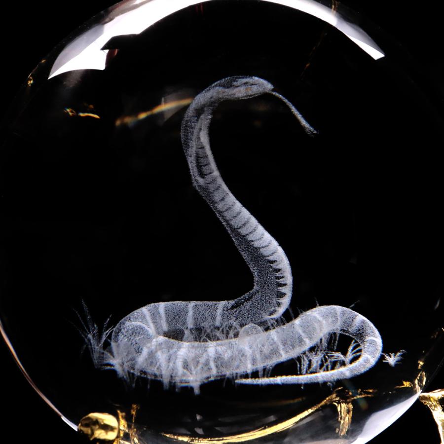 蛇 クリスタルボール 約80mm 干支 巳年 2025年 置き物 人工水晶 蛇 クリスタルボール 約80mm 干支 巳年 2025年 置き物 人工水晶