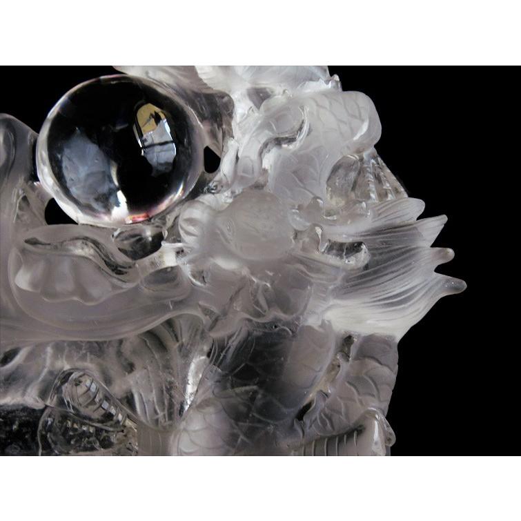 超美品 高透明 水晶手彫り龍置物 木製台座付き 風水アイテム｜goldstone｜04