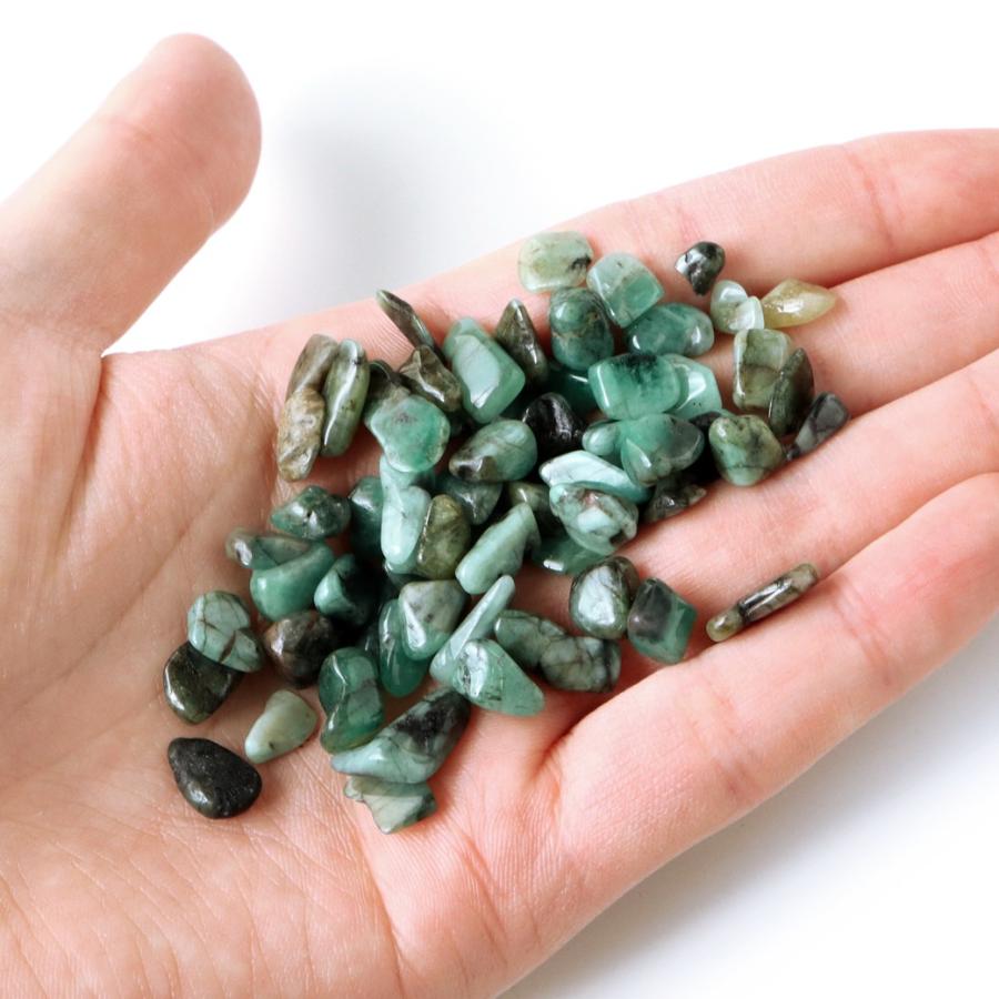 GOLD STONE エメラルド さざれ石 本物 希少 ベリル 緑柱石 100g