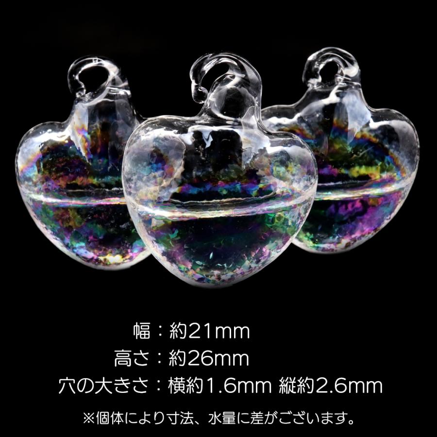 ハート型ガラスボトル 青と銀のクリスタル装飾 GOLD STONE ガラスドーム チャーム 水入り ハート型 ウォーター