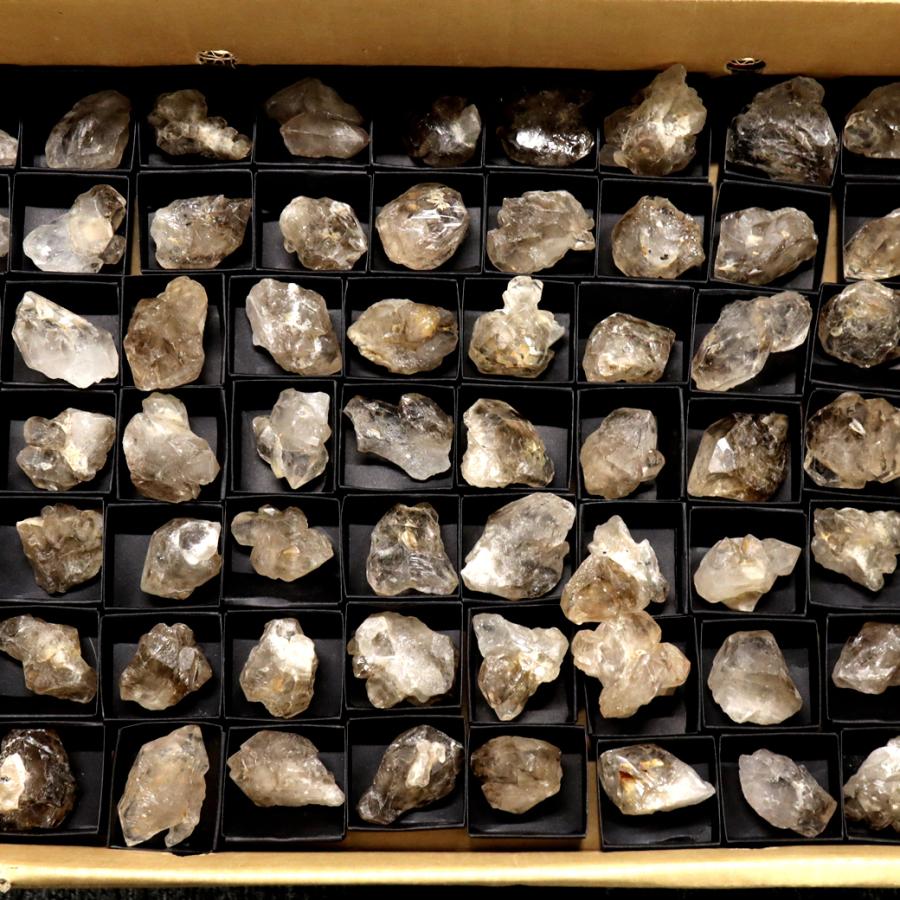 ブラジル産　ジャカレー水晶　ワニ水晶　エレスチャル　400g 複数水入り ジャカレー 水晶 クラスター 15-30g前後 ランダム発送 ブラジル産 原石