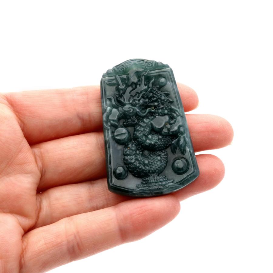 龍 翡翠 グアテマラ産 ペンダント トップ用 素材 ルース バチカン無し 