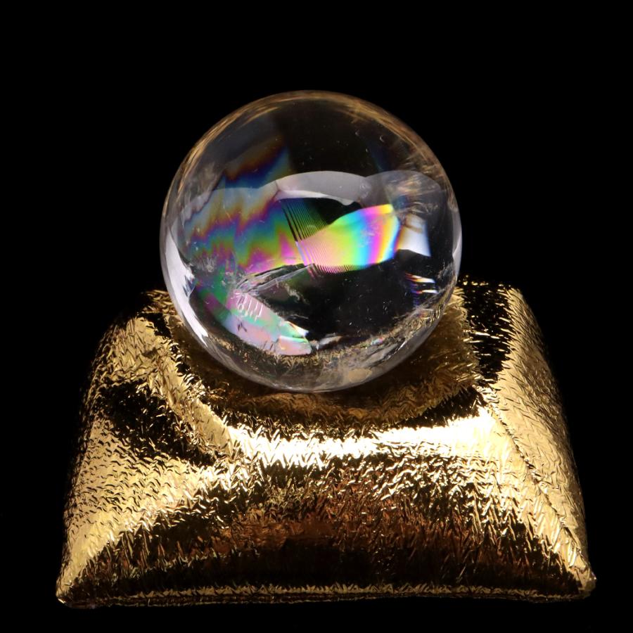 アイリスクォーツ 丸玉 水晶 虹入り AAA 天然 直径約40mm 座布団 アイリスクォーツ 丸玉 水晶 虹入り AAA 天然 直径約40mm 座布団
