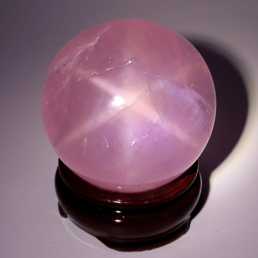 スター ローズクォーツ 丸玉 58mm AAA 台座付き マダガスカル産 天然石
