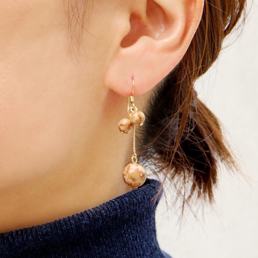 天然石ブレスレット　ピアス　お取り置き 姫川薬石 ピアス 糸魚川産 木の実のピアス 両耳用 健康 おしゃれ