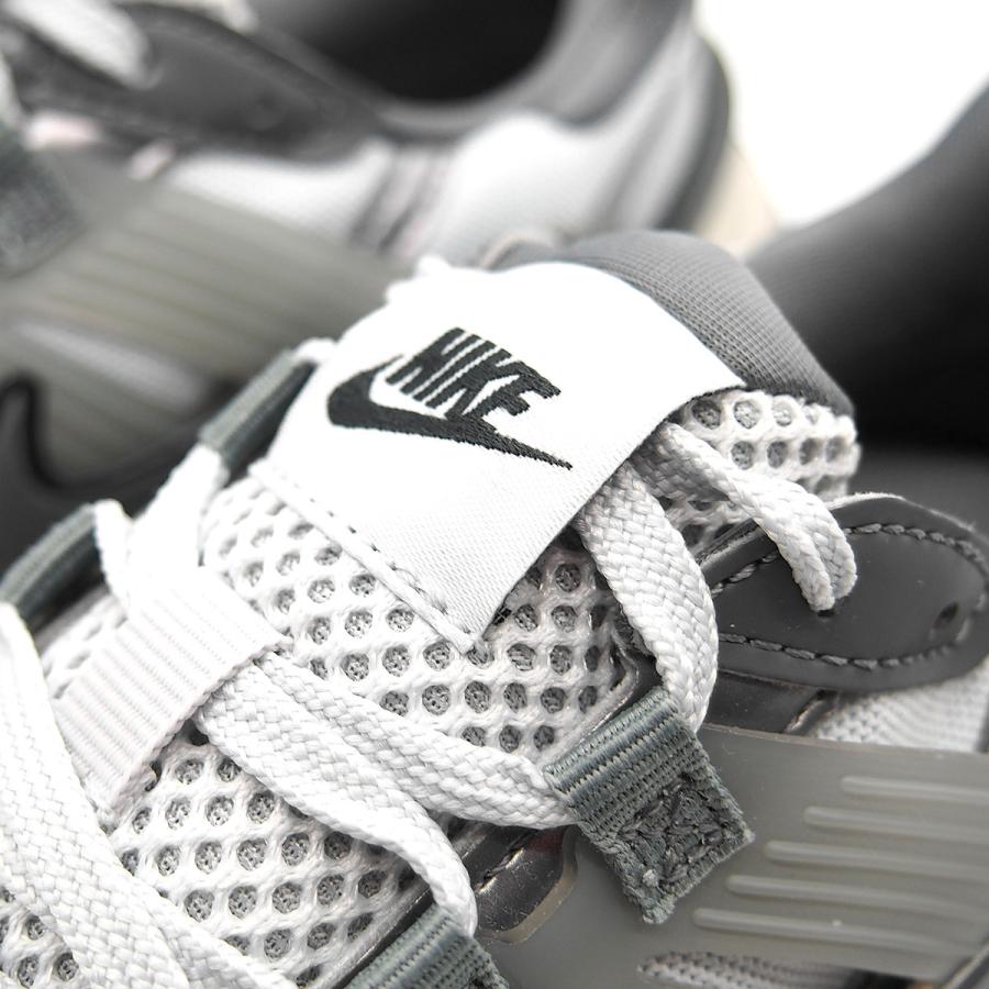 【Nike】◆V2K ラン ピュア プラチナ◆大人気◆ ☆【NIKE】☆V2K RUN WMNS PURE PLATINUM METALLIC☆22-29cm
