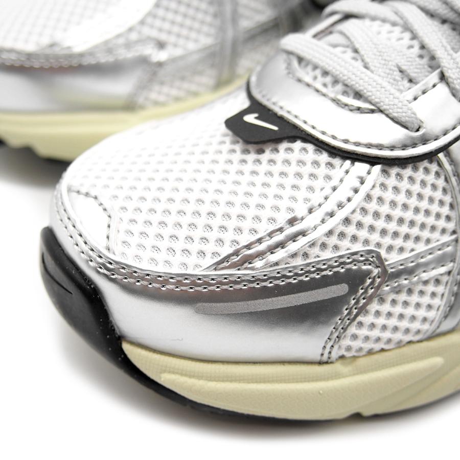 NIKE（ナイキ） スニーカー レディース ウィメンズ V2K ラン サミット