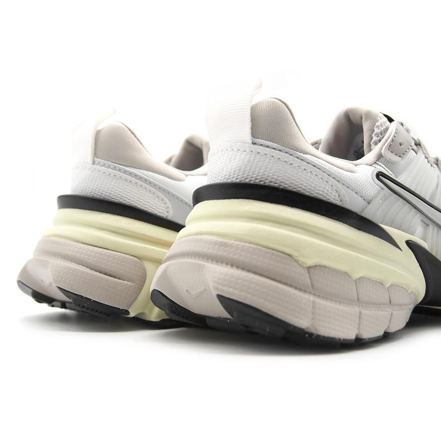 NIKE（ナイキ） スニーカー レディース ウィメンズ V2K ラン サミット