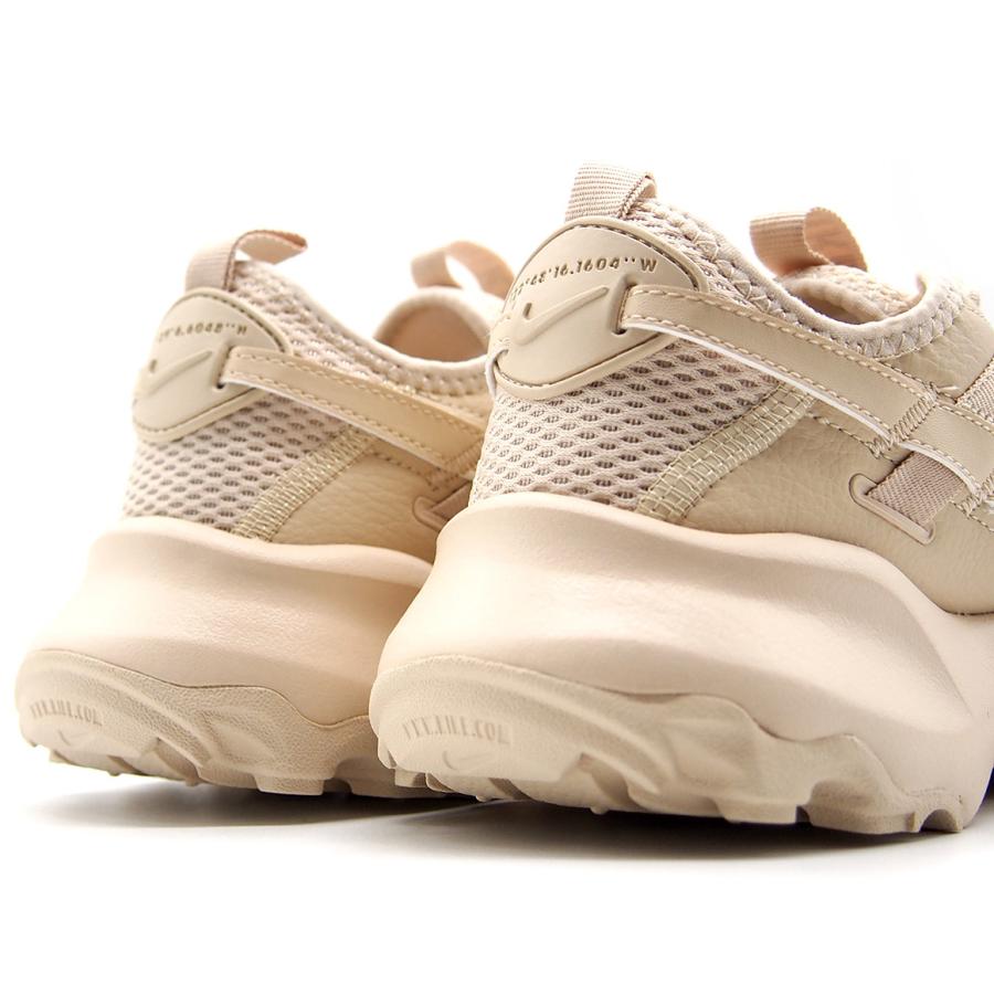 NIKE ナイキ スニーカー レディース ウィメンズ TC 7900 サンド