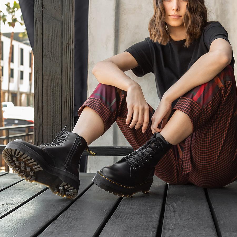 【期間限定クーポンあり】ドクターマーチン 厚底 ブーツ レディース ジェイドン 8ホールブーツ ブラック Dr.Martens JADON 8HOLE BOOTS BLACK 革靴 ワークブーツ｜goldtakeoff7｜10