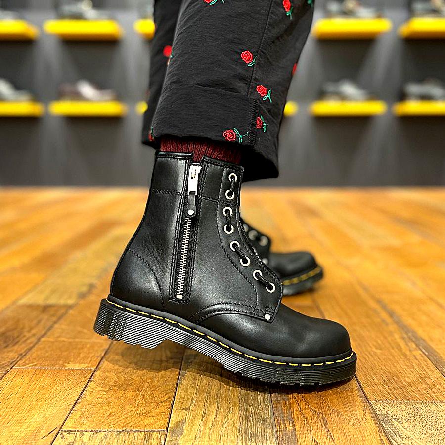 ドクターマーチン ブーツ レディース 1460 ツインジップ 8ホールブーツ ブラック レースアップ Dr.Martens 1460 TWIN ZIP  8HOLE BOOTS BLACK WANAMA LEATHER