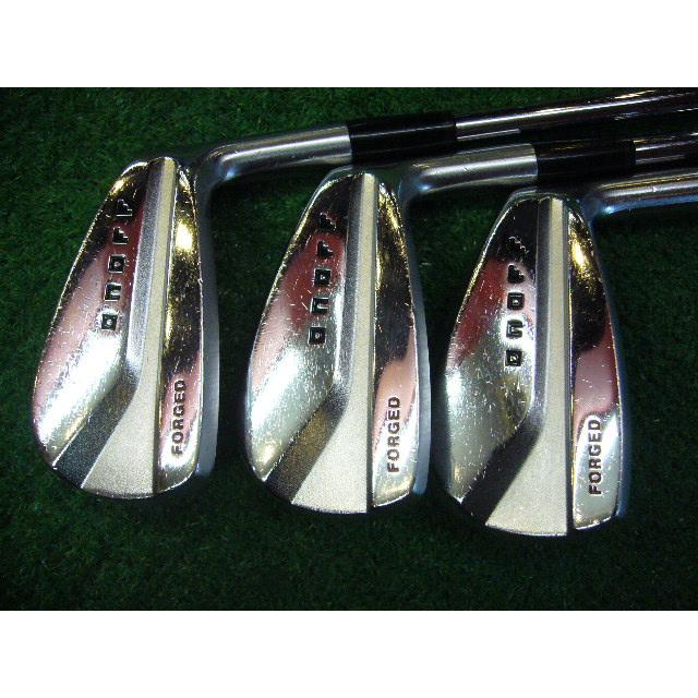 オノフ アイアン クロ ONOFF FORGED KURO 2019年モデル 4I〜PW モーダス105 (S) 7本 MODUS3 TOUR105 中空 *MP@1*L*050の画像