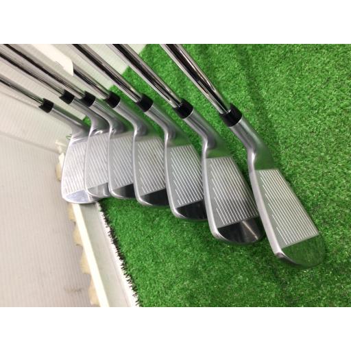 お値下げ！ゼクシオX 2022 アイアン Rフレックス 高初速とソフトな打感を備えたスッキリ顔の飛び系 ゼクシオ エックス