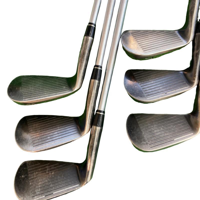 A DESIGN GOLF A GRIND R1 マッスルバックアイアン(ブラック) 6S アイアンセット IR フレックスSの画像
