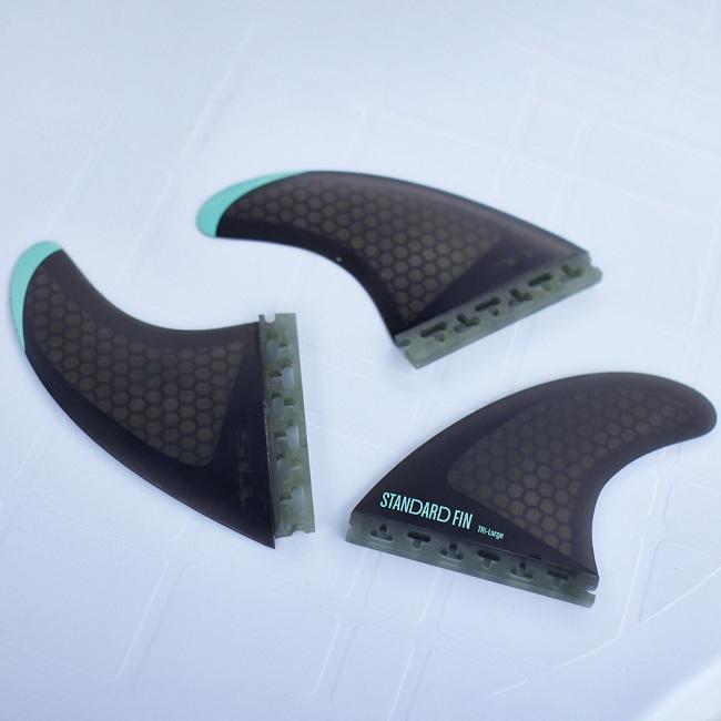 TLS ツールス サーフィン フィンSTANDARD FIN 3枚セット 黒/赤 TOOLS