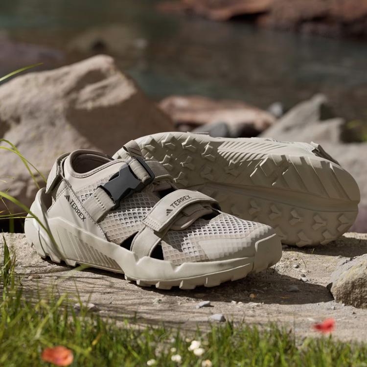 adidas（アディダス） テレックス adidas TERREX HYDROTERRA AT