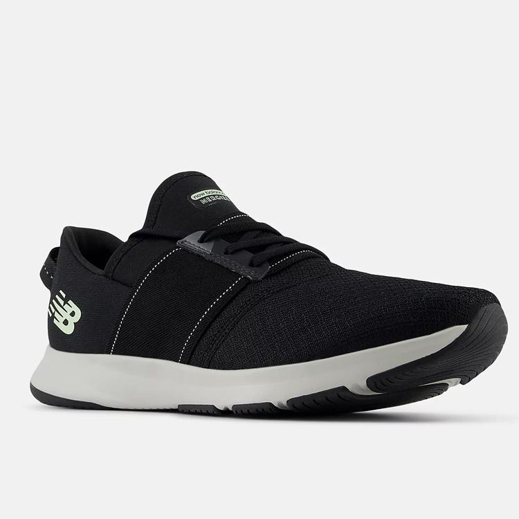 New Balance トレーニングシューズ ブラック ニューバランス（new balance）（レディース）ジムシューズ