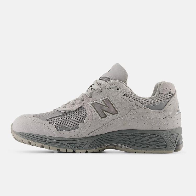 New Balance（ニューバランス） NewBalance 2002 Decon Gore-Tex