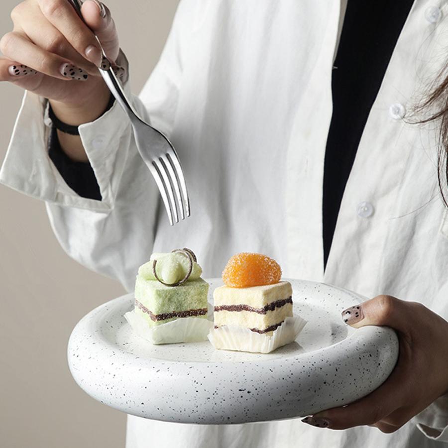 ラウンド デザイン プレート 磁器 お皿 食器 中皿 器 厚い 電子レンジ