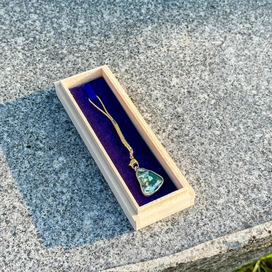 新春初売りセール！／太古の秘宝 古代銀貨ローマングラス根付 : グッド