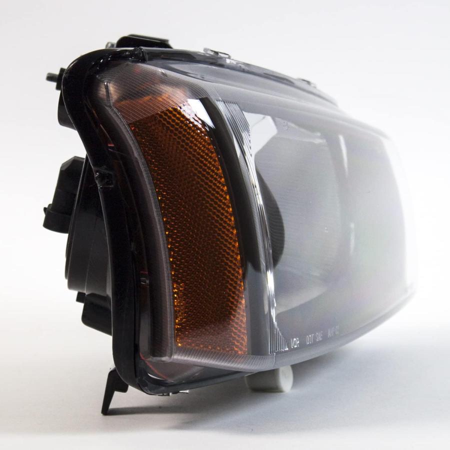 【並行輸入品】TYC 20-6385-90-9 シボレー シルバラード CAPA認定 交換用右ヘッドランプの画像